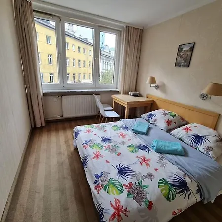 10q - Z6 101a Appartement *